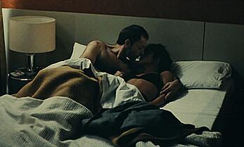 Actress - Clio Goldsmith: Movie - Plein Sud